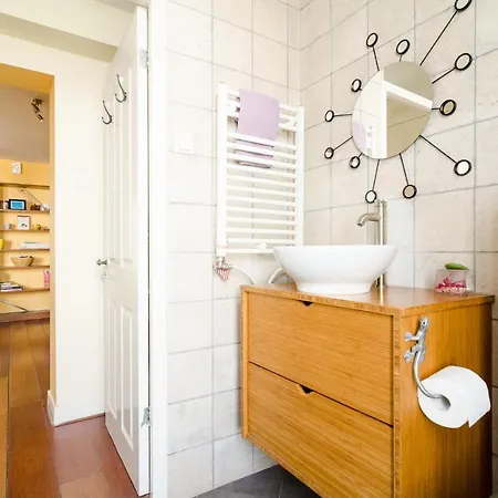 Apartment Dutch Delight